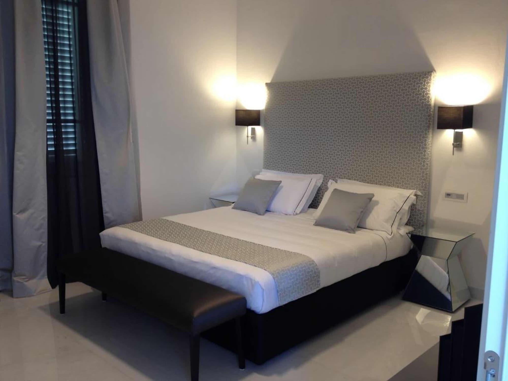 Hotel Mondial &