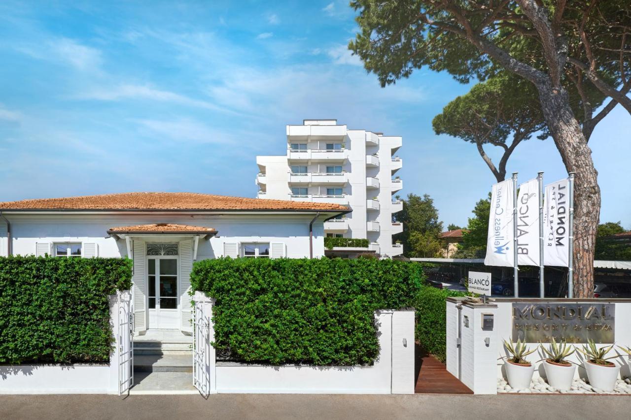Hotel Mondial & 4*