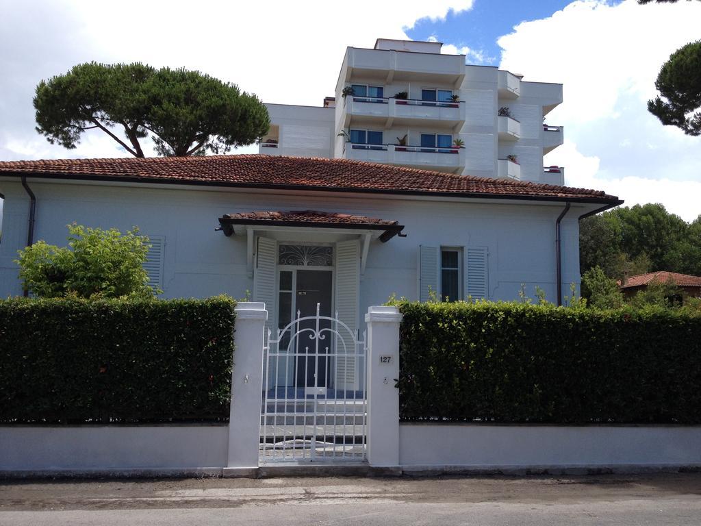 Mondial & Hotel 4*